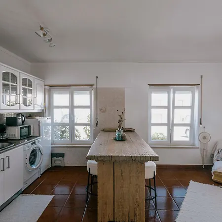 57 - Apartamento Ferrel (Leiria)