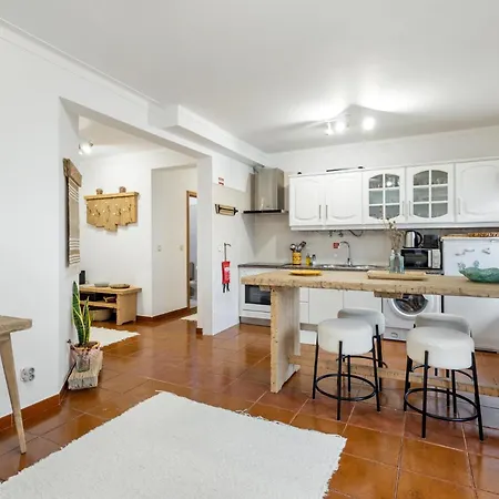 Apartment 57 - Ferrel (Leiria)